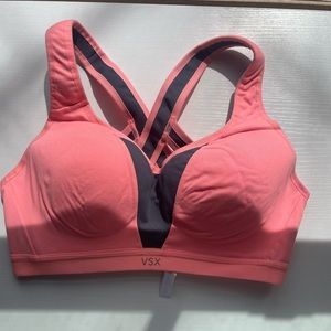 Victoria’s Secret sports bra 34c